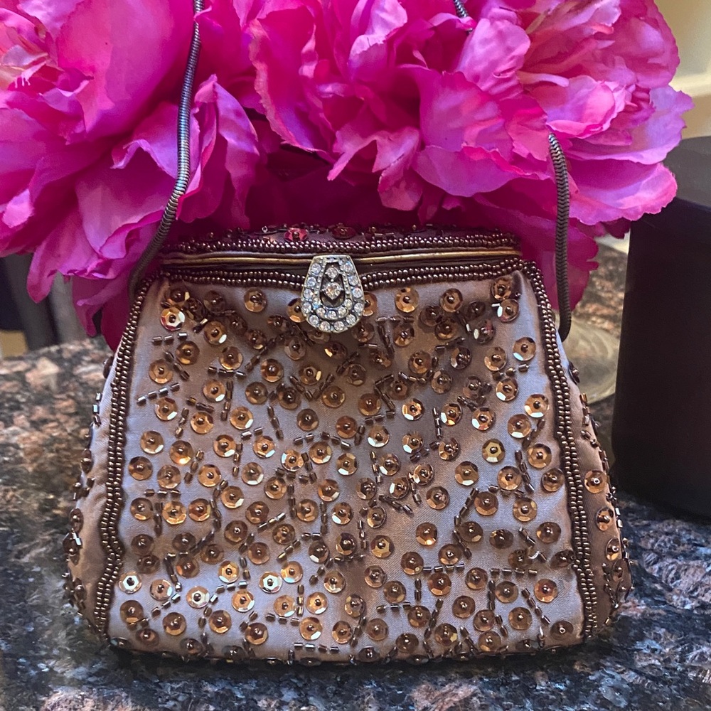 Gold Sequin Embellished Clutch!  EUC! Beautiful!!!